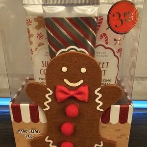 Gingerbread Hand Cream Trio Set